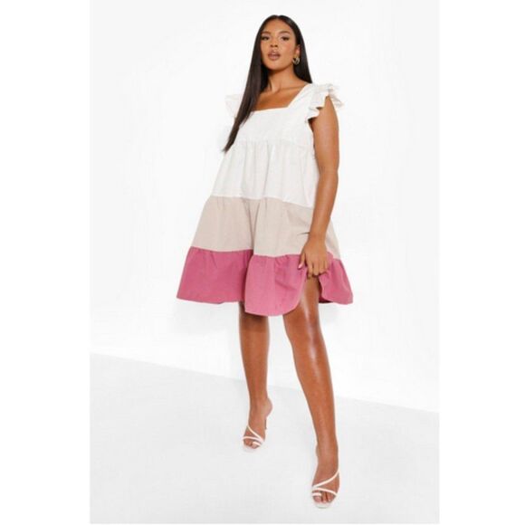 Boohoo Plus Dresses & Skirts - boohoo Plus Color Block Tiered Smock Dress                                   494
